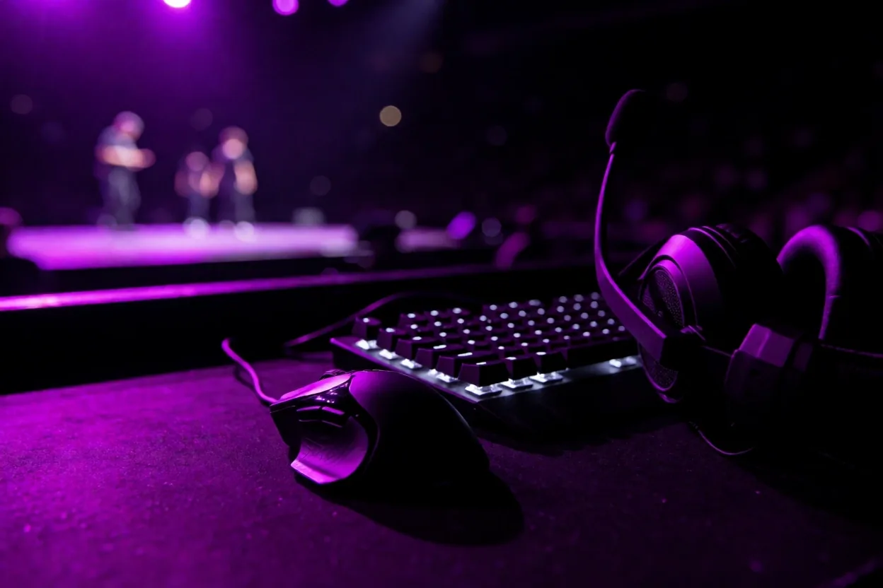 Detail esport vybavení v noční atmosféře